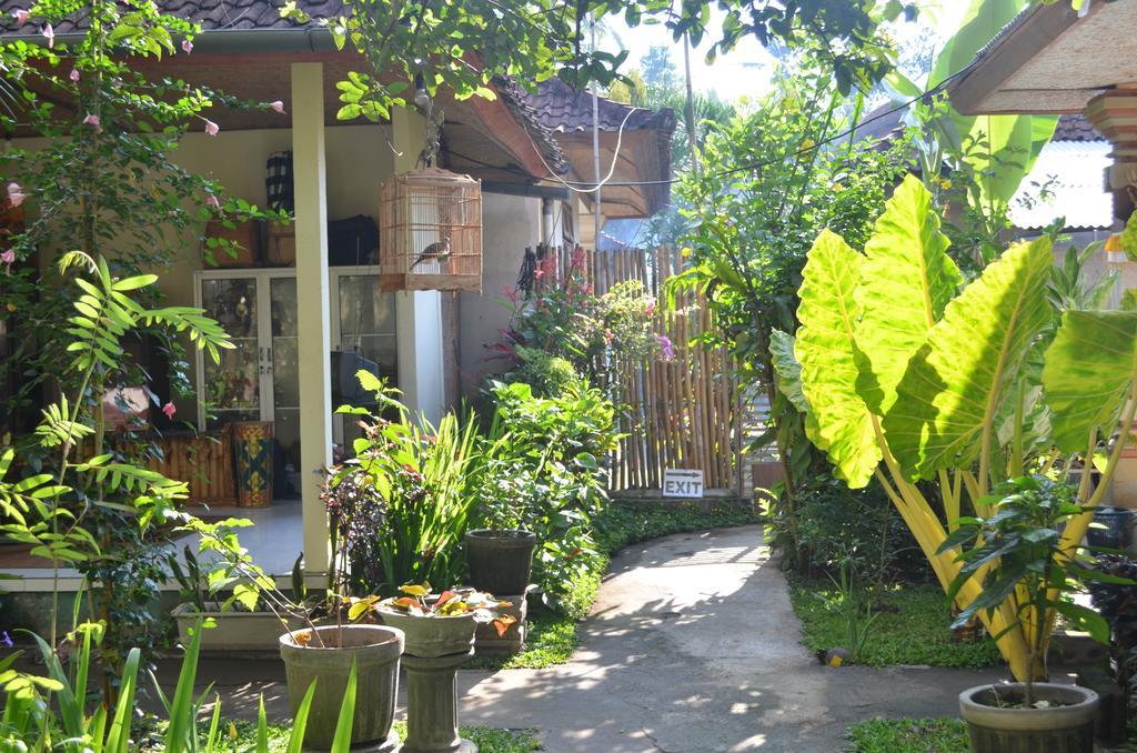 Wijaya Guest House Ubud מראה חיצוני תמונה